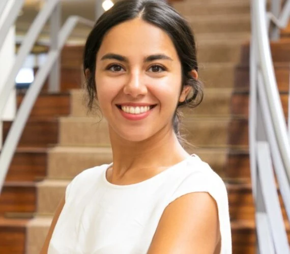 Alina Aguirre